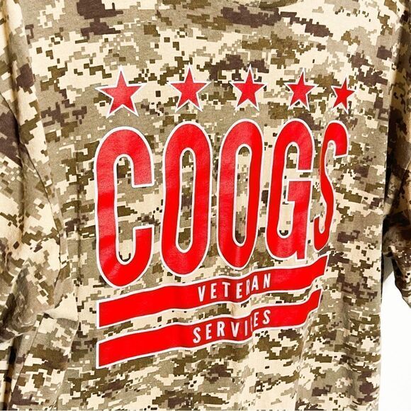 University of Houston Men's COOGS Veteran Services Camo T-Shirt Size XL - Picture 3 of 5